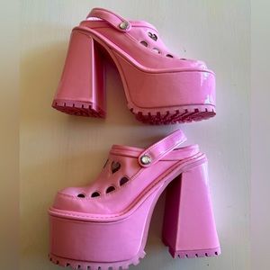 NEW PINK SUGAR THRILLZ PLATFORMS